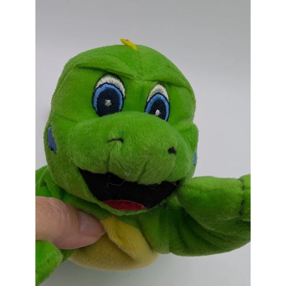 N/A lil iguana